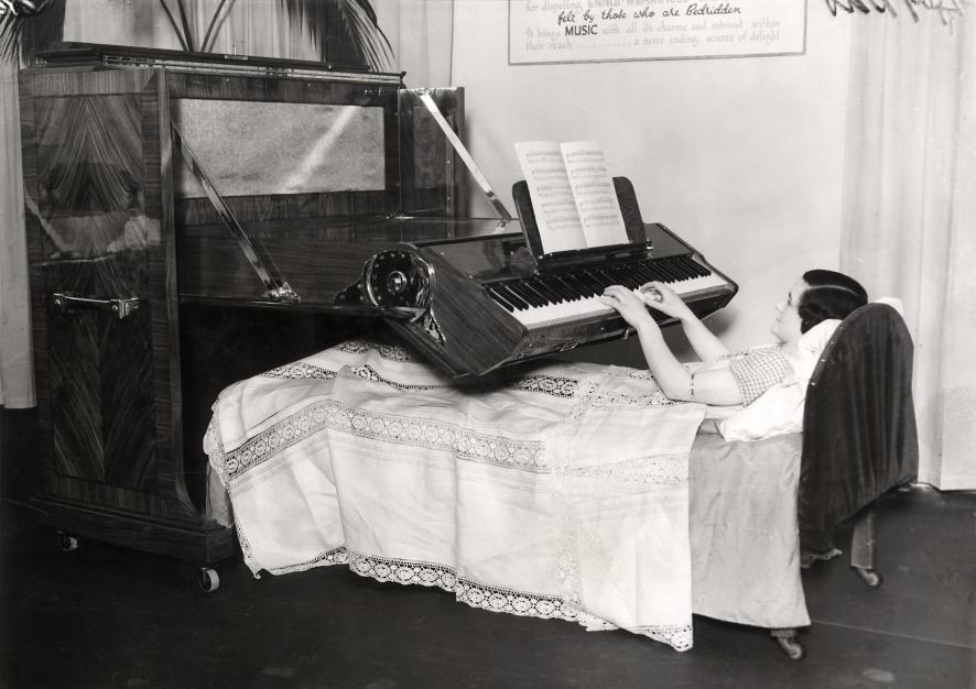 Piano-for-bedridden.jpg