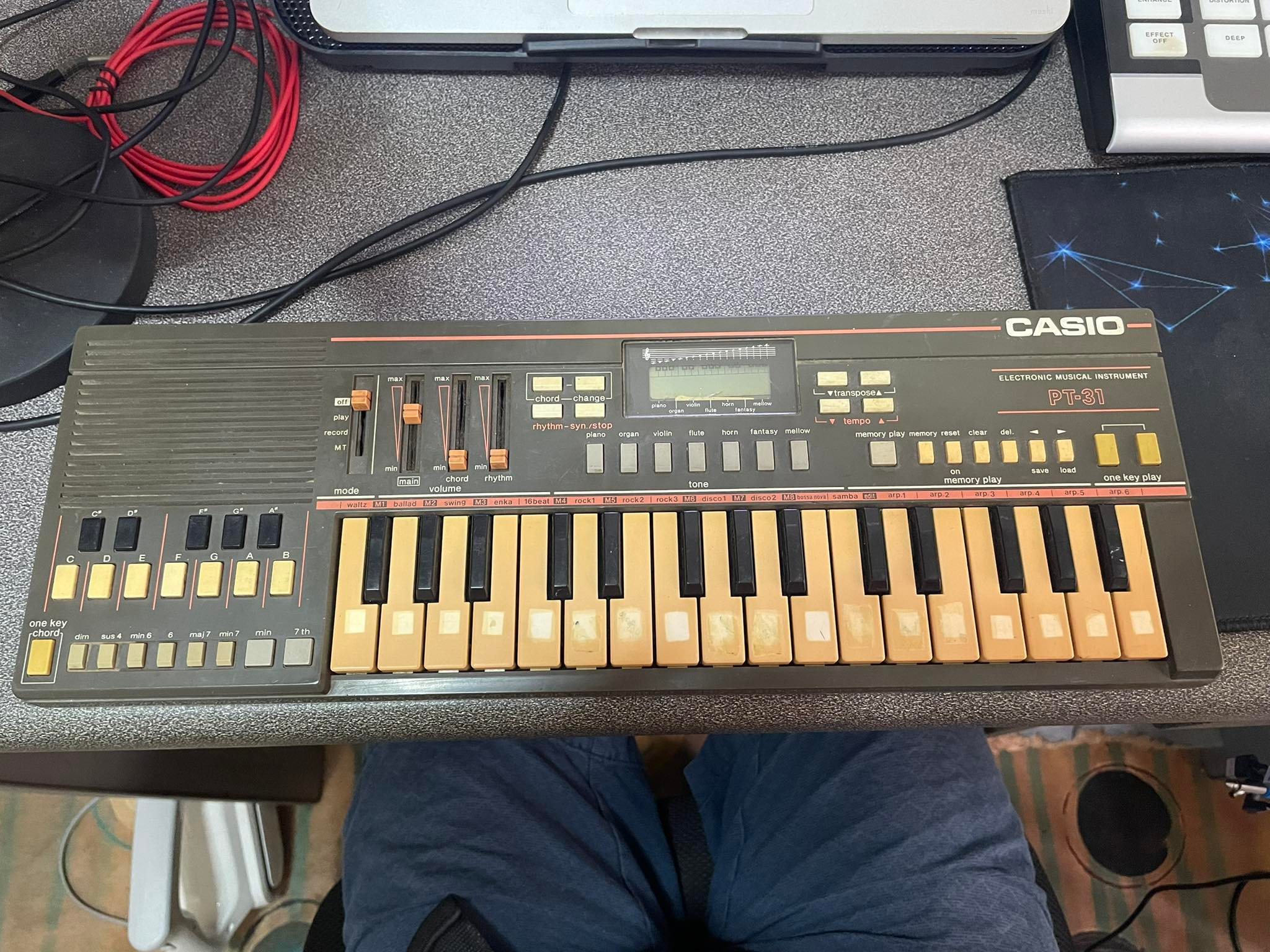 Casio PT-31 31-Key Mini Synthesizer